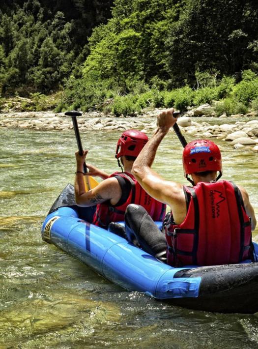 rafting in private couple 2